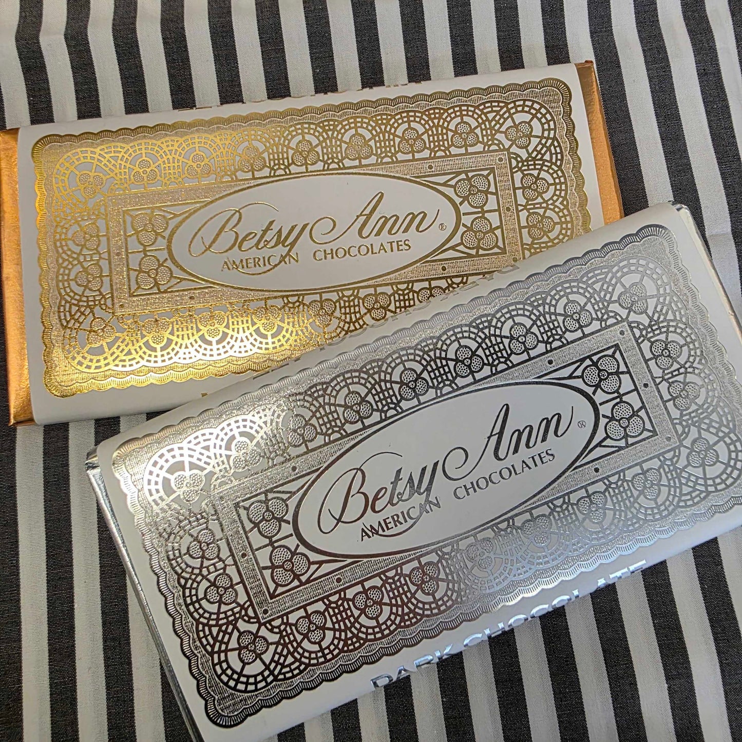Dark Chocolate by Betsy Ann - Silver Bar