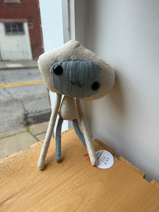 Ice Pixy Kreepy Doll Deluxe