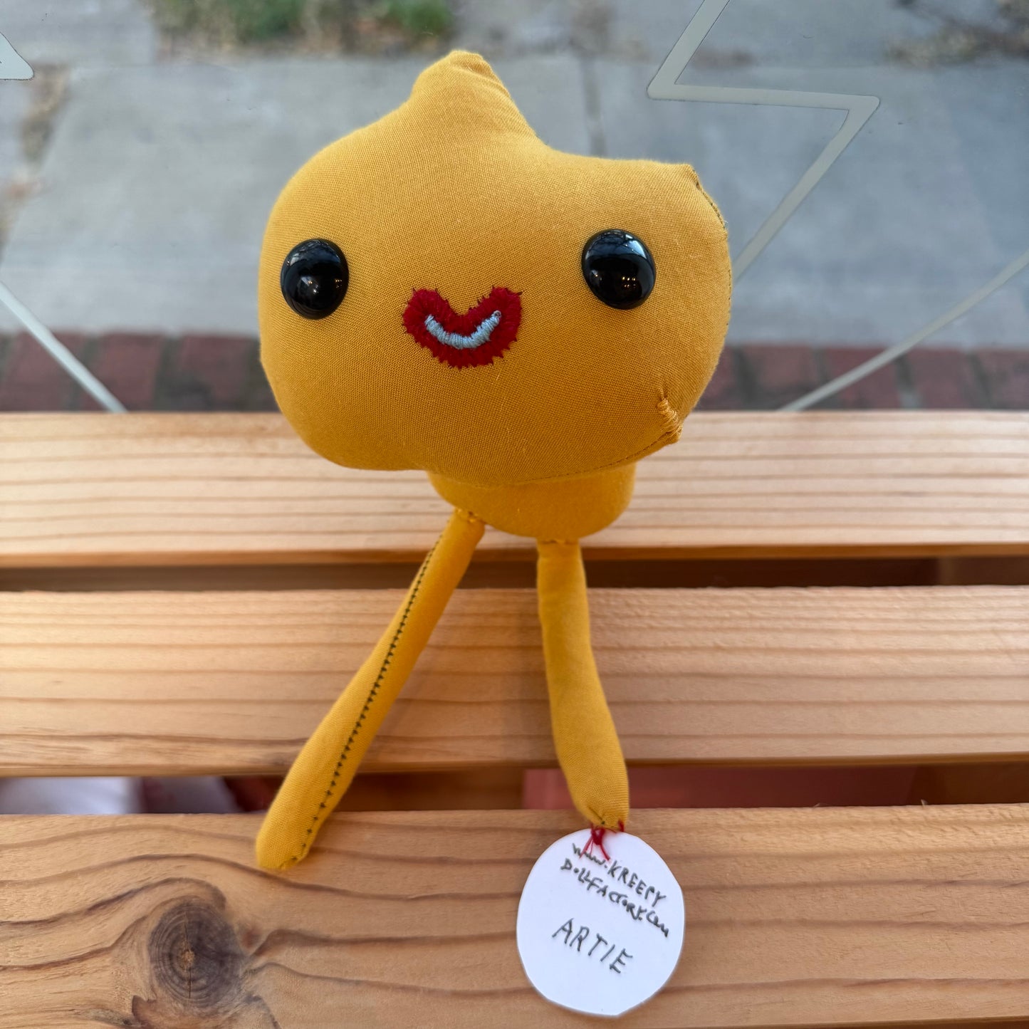 Artie Kreepy Doll Deluxe