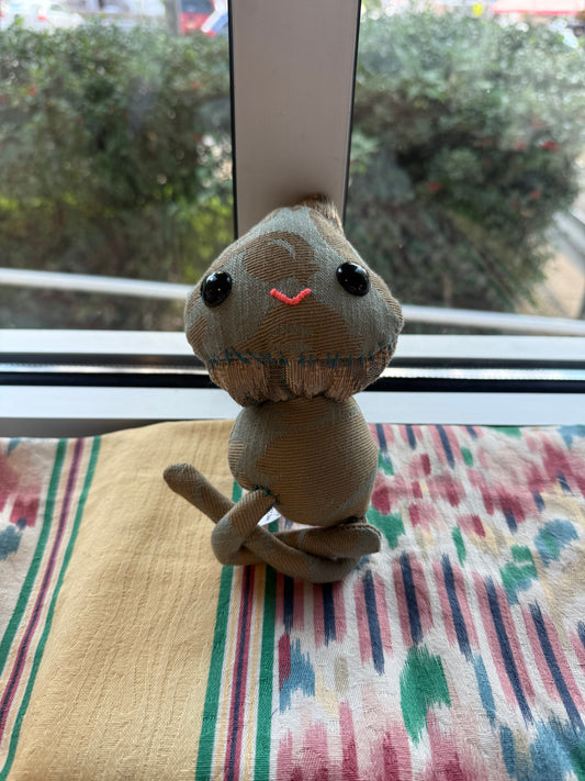 Luegogo Kreepy Doll