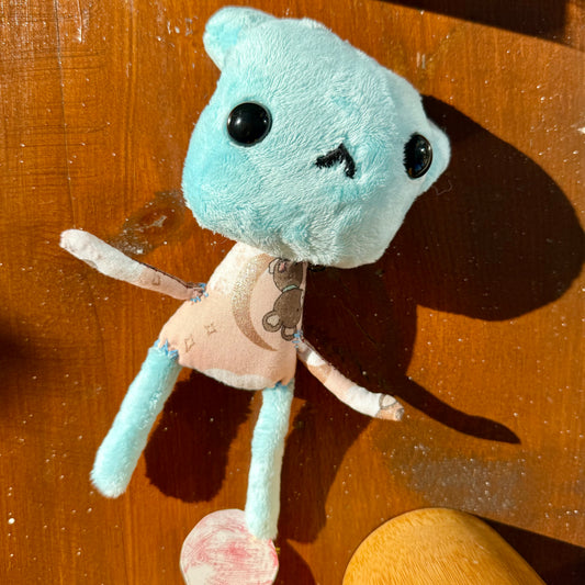 Sleepy Blue Kreepy Doll Deluxe