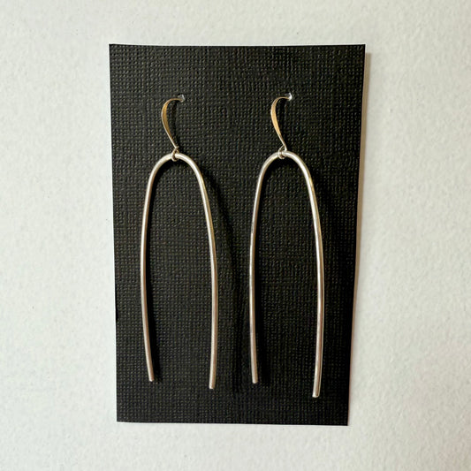 U-Shape Earrings - Silver