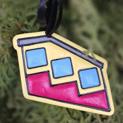 Inclined Clay Ornament